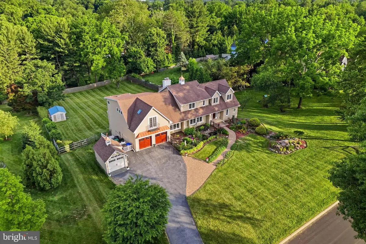 5 Sugar Maple Dr, Newtown Square, PA 19073 - #1