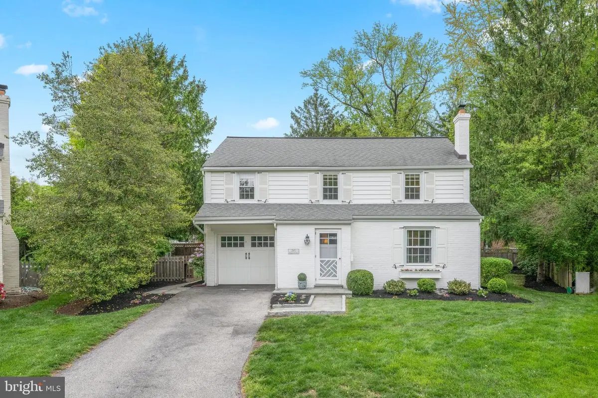 245 Barcladen Cir, Bryn Mawr, PA 19010 - #1