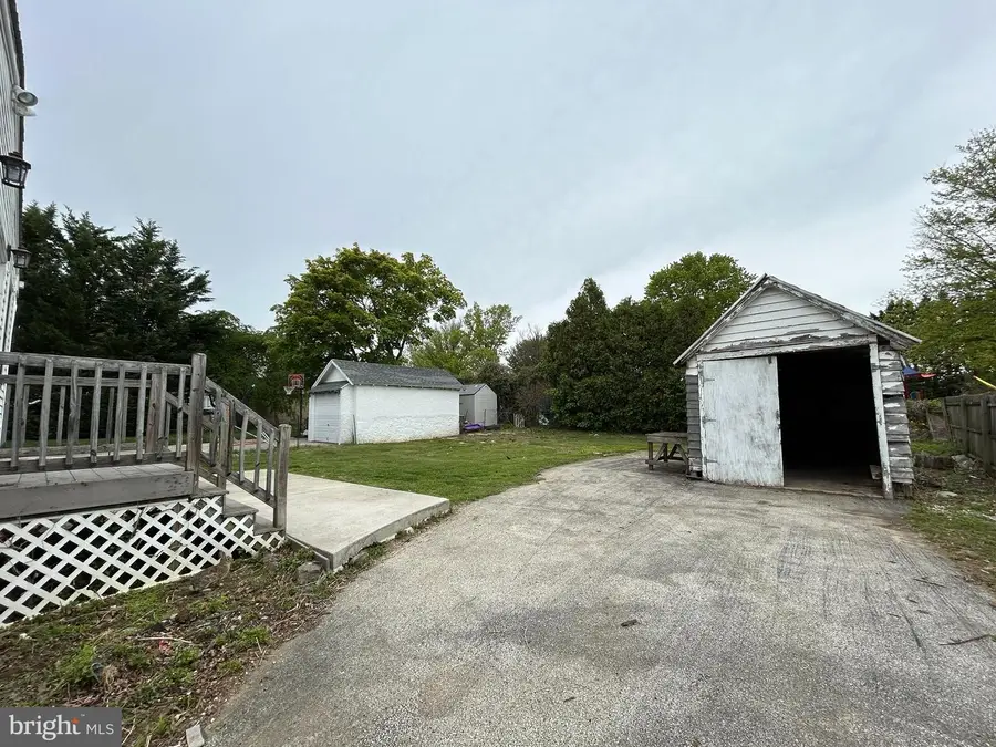 2003 Oakmont Ave, Havertown, PA 19083 - #2