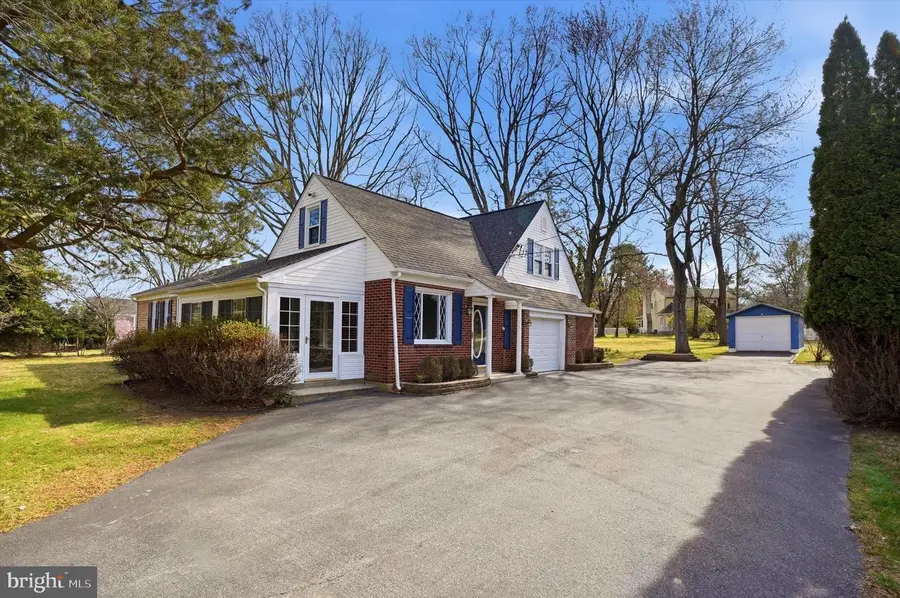 2880 Old Cedar Grove Rd, Broomall, PA 19008 - #3