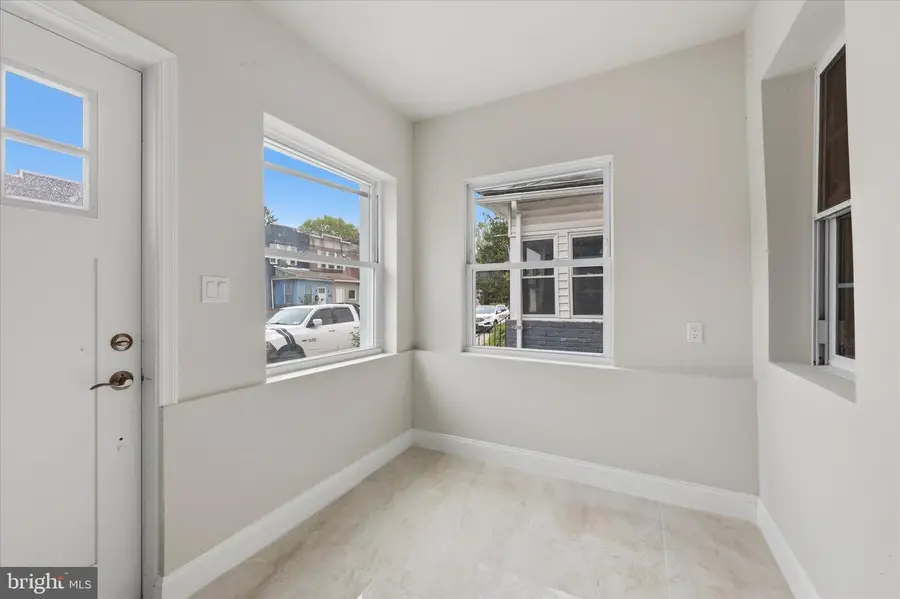 1120 Thomas St, Chester, PA 19013 - #2