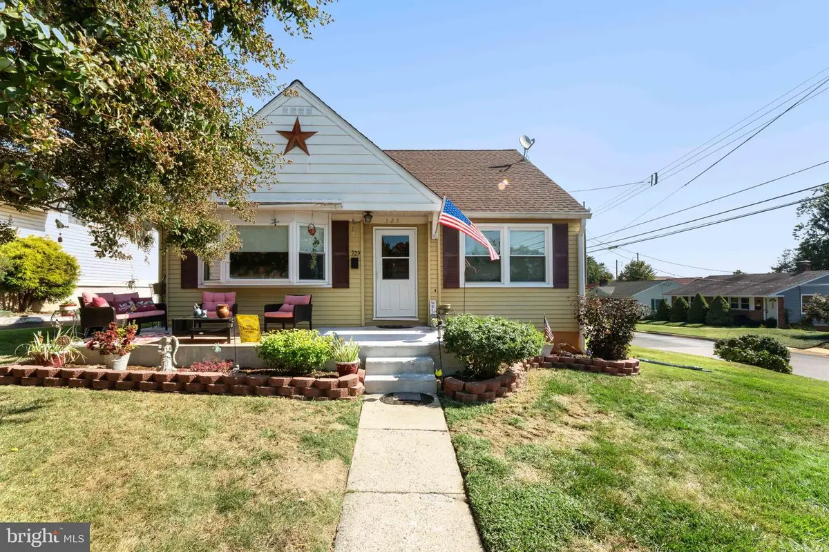 329 Ashland Ave, Secane, PA 19018 - #1