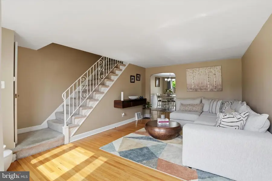332 Gramercy Dr, Clifton Heights, PA 19018 - #3