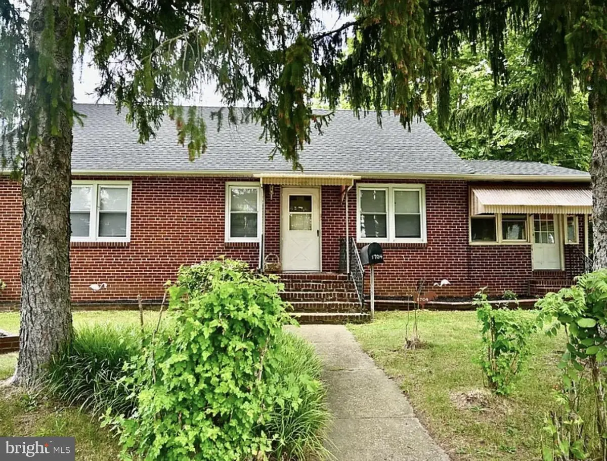 1704 Meetinghouse Rd, Upper Chichester, PA 19061 - #1