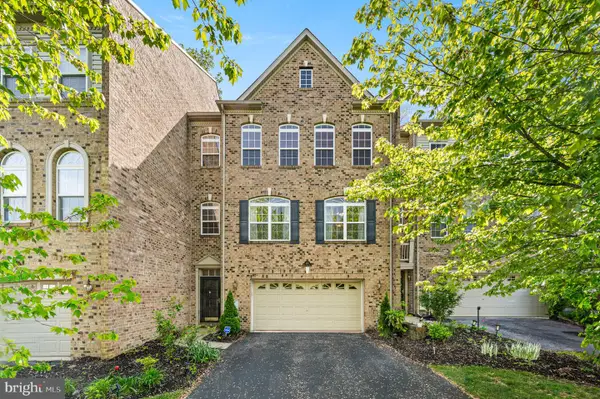 3158 Woods Edge Dr, GARNET VALLEY, PA 19060