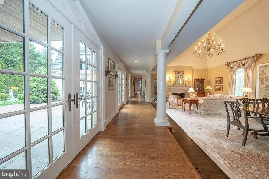 160 Abrahams Ln, Villanova, PA 19085 - #3