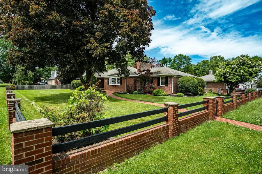 2207 Naamans Creek Rd, Boothwyn, PA 19061 - #3