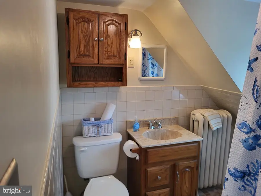 470 Gainsboro Rd, Drexel Hill, PA 19026 - #3