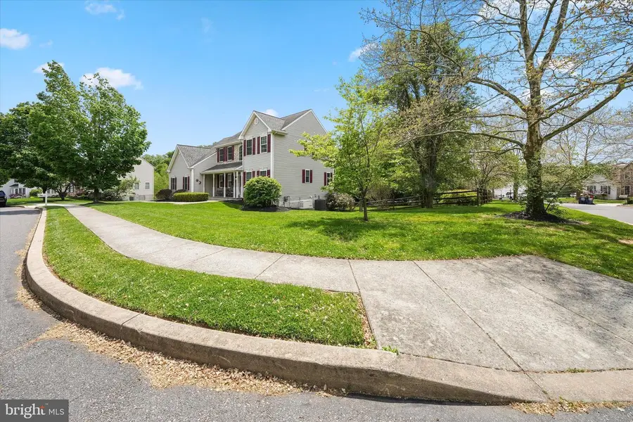 27 Twin Creeks Dr, Thornton, PA 19373 - #3
