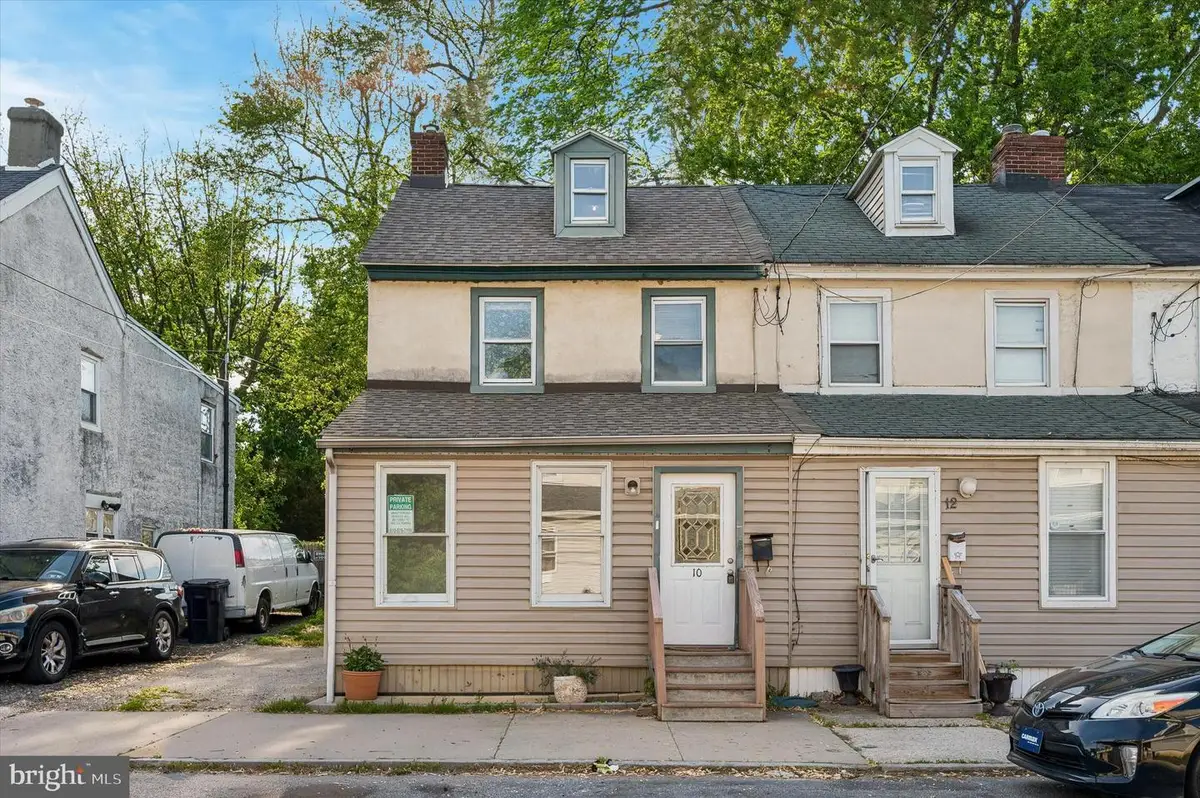 10 Upland Ave, Brookhaven, PA 19015 - #1