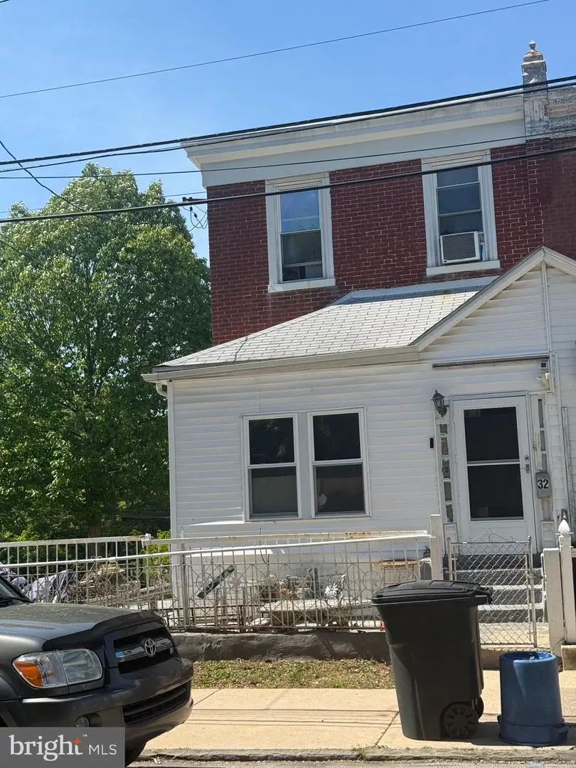 32 S 12th St, Darby, PA 19023 - #2
