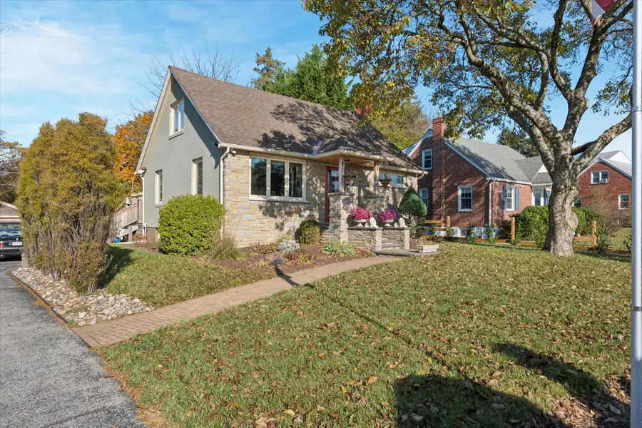 27 Mary Jane Ln #808, Newtown Square, PA 19073 - #2