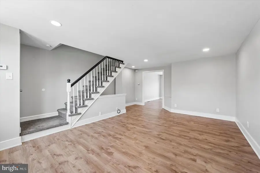 306 Pine St, Sharon Hill, PA 19079 - #2