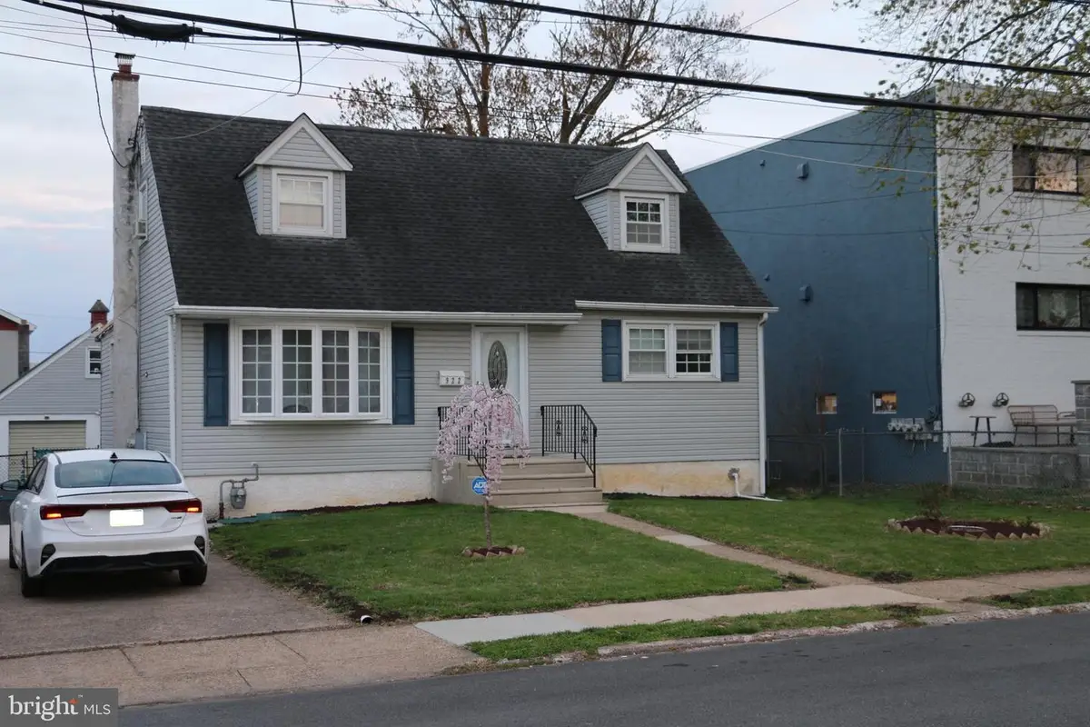 922 Lawnton Ter, Glenolden, PA 19036 - #1