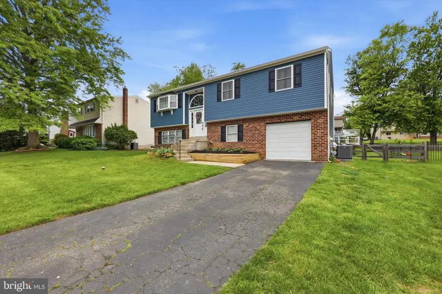 26 Giles Ln, Aston, PA 19014 - #2