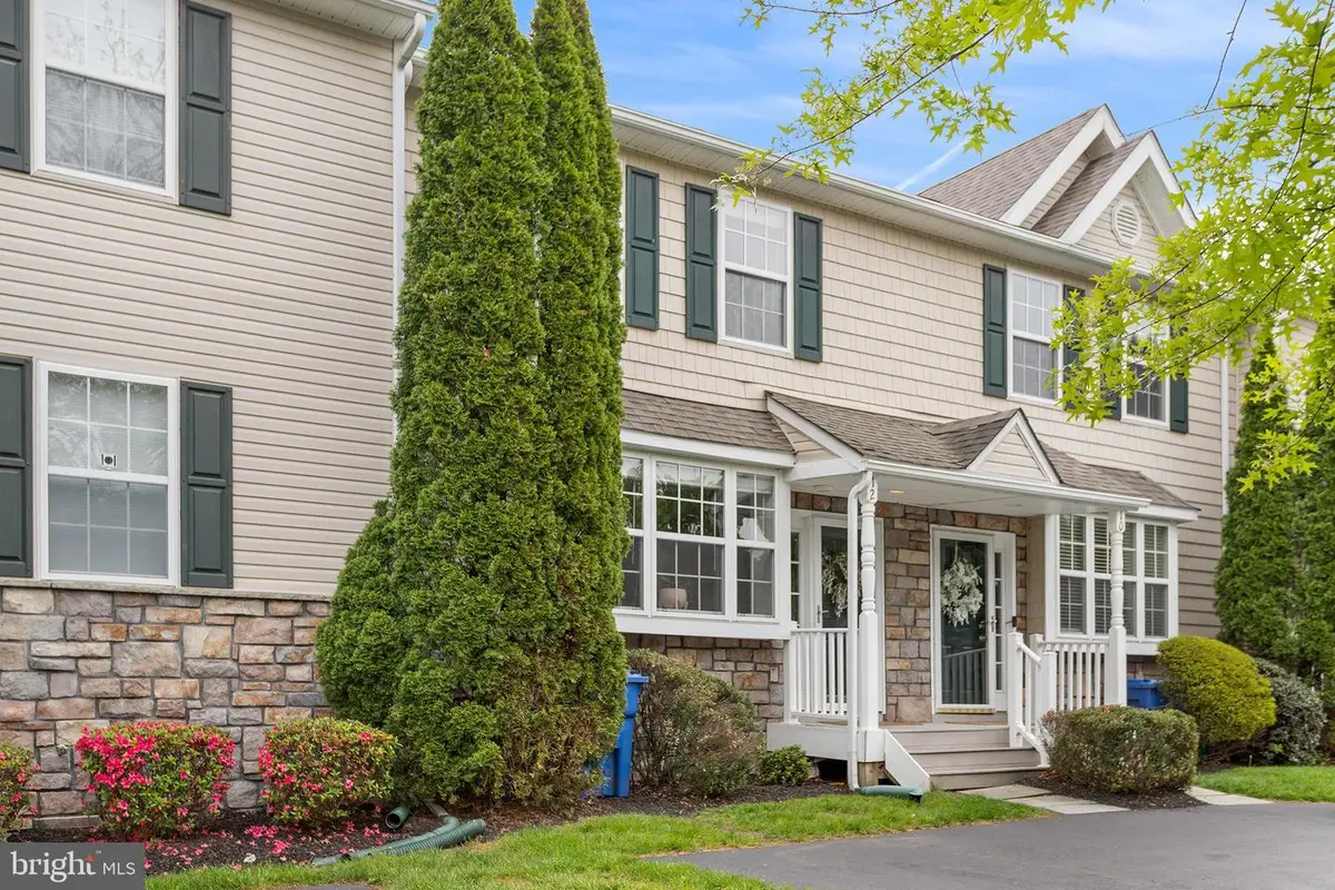 12 Hoag Ln, Aston, PA 19014 - #1