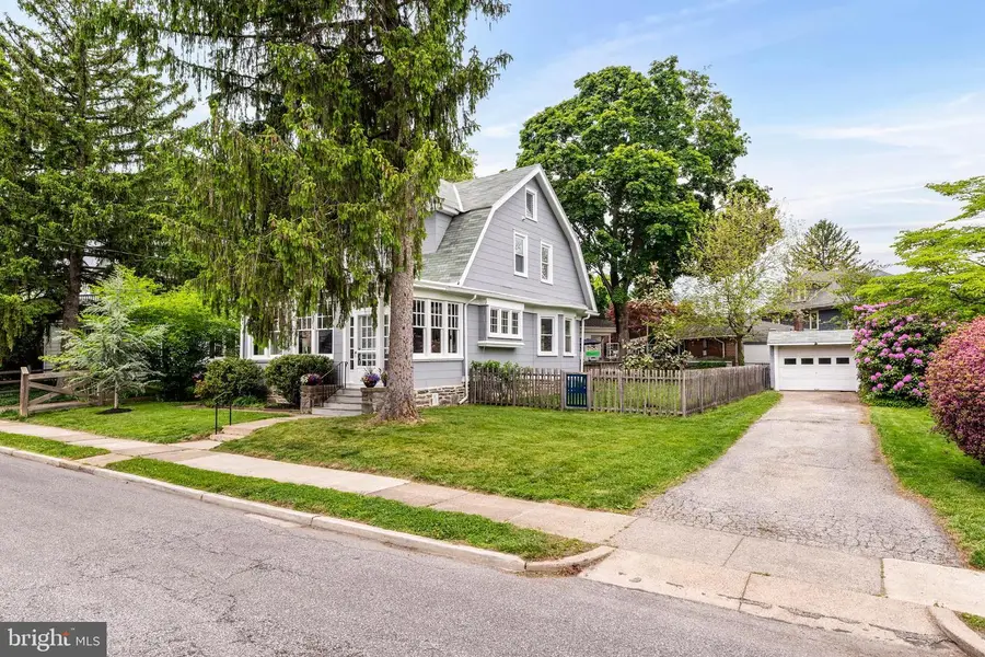 1227 Manor Rd, Havertown, PA 19083 - #3
