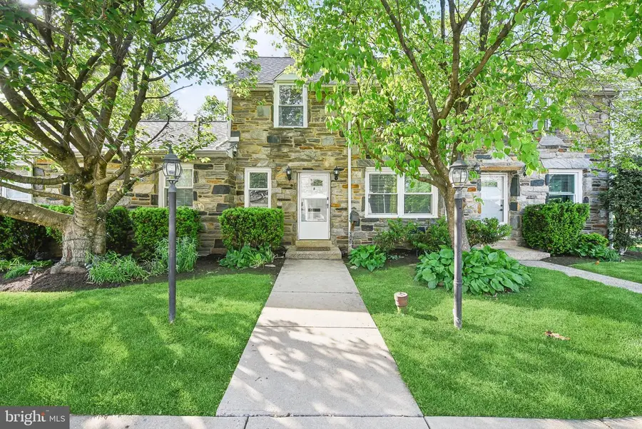 212 E Woodland Ave, Springfield, PA 19064 - #3