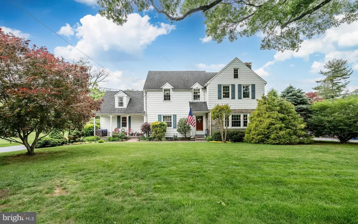 368 Concord Rd, Glen Mills, PA 19342 - #1