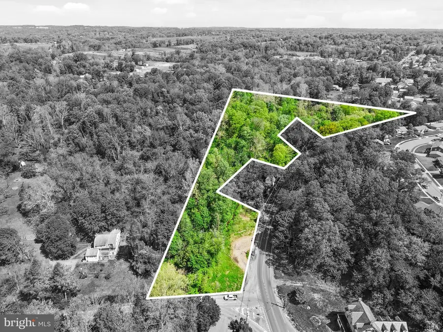 386 E Dutton Mill Rd, Brookhaven, PA 19015 - #2