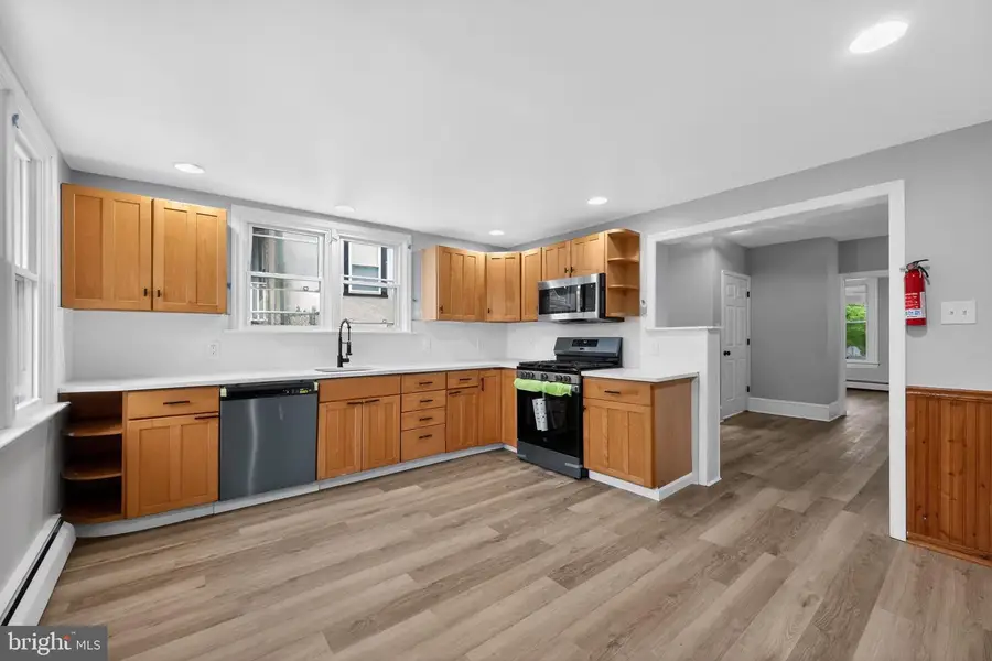 16 Convent Rd, Aston, PA 19014 - #3