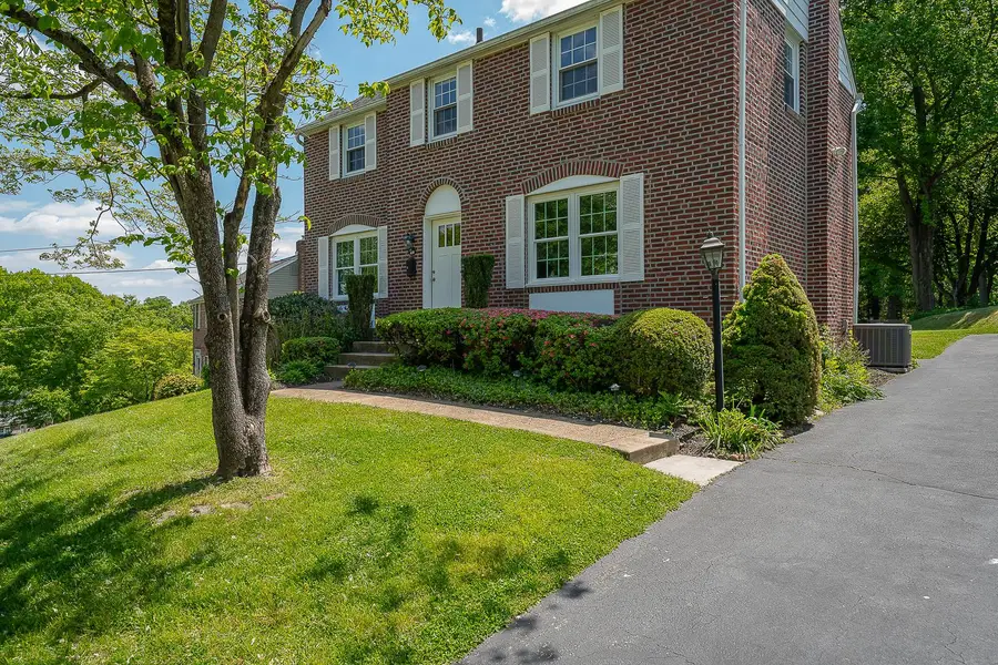 674 N Bishop Ave, Springfield, PA 19064 - #3
