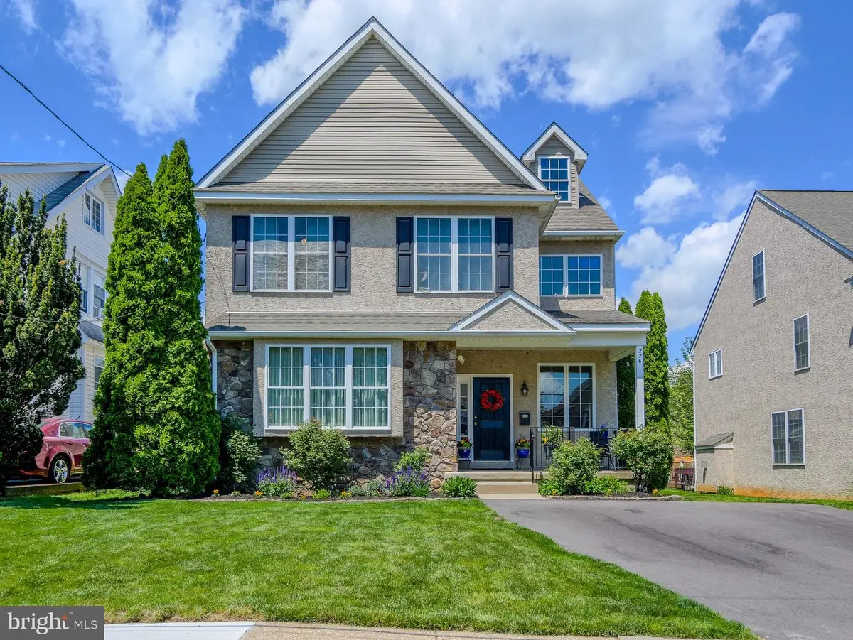 226 E Benedict Ave, Havertown, PA 19083 - #1