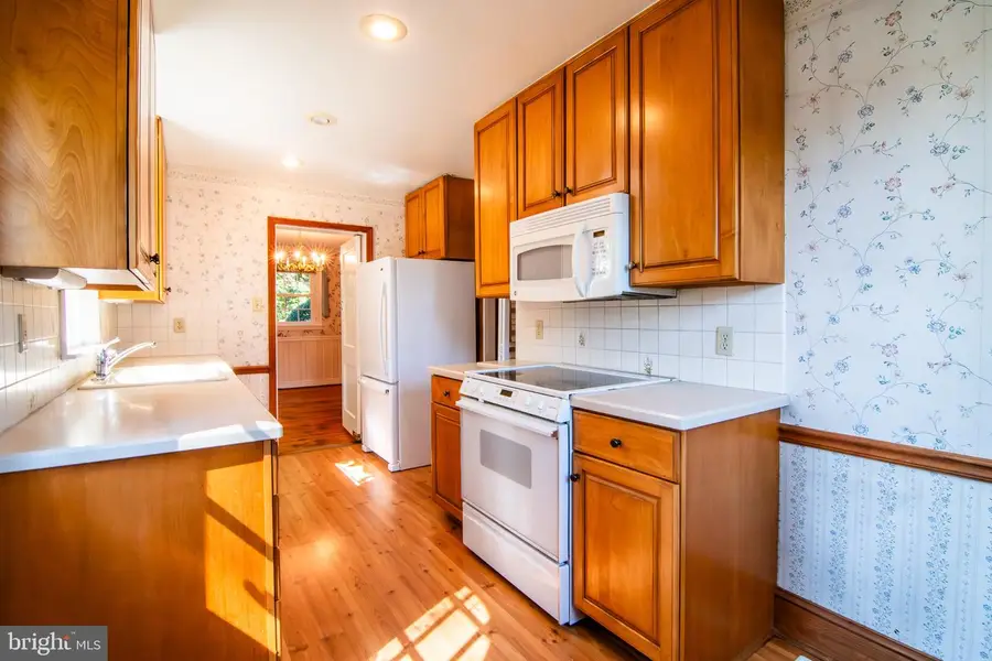 5004 Fairway Rd, Drexel Hill, PA 19026 - #3