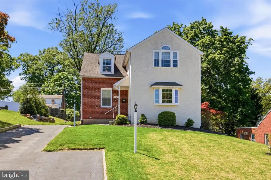 32 Radnor Dr, Newtown Square, PA 19073 - #2