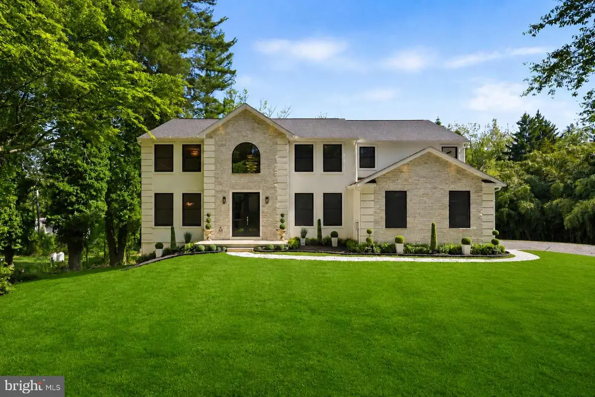 410 E Rose Tree Rd, Media, PA 19063 - #1