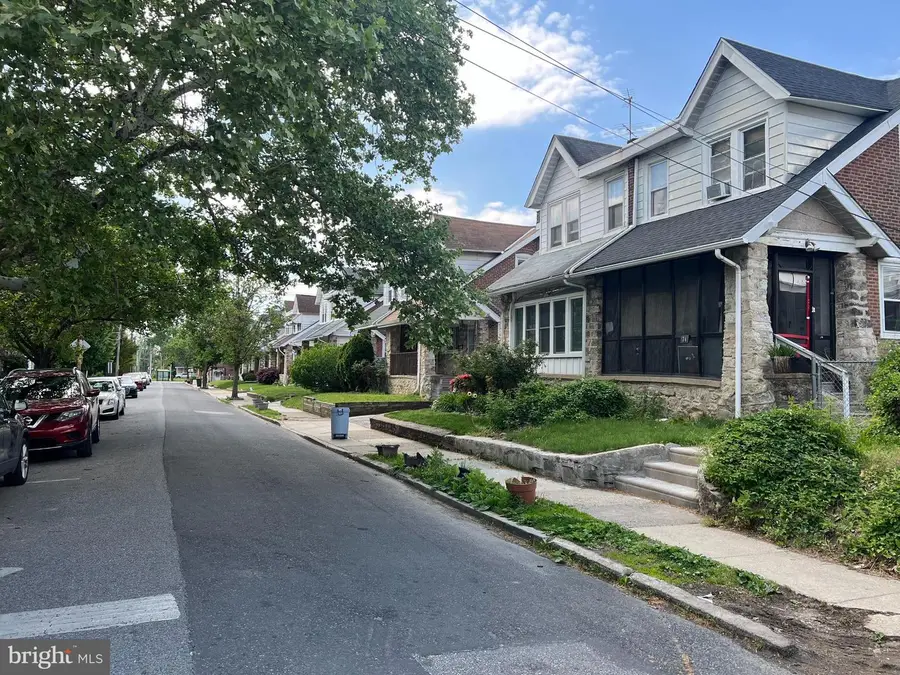 932 Marshall Rd, Sharon Hill, PA 19079 - #2