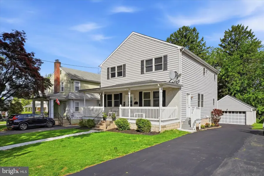 31 Evergreen Ave, Broomall, PA 19008 - #2