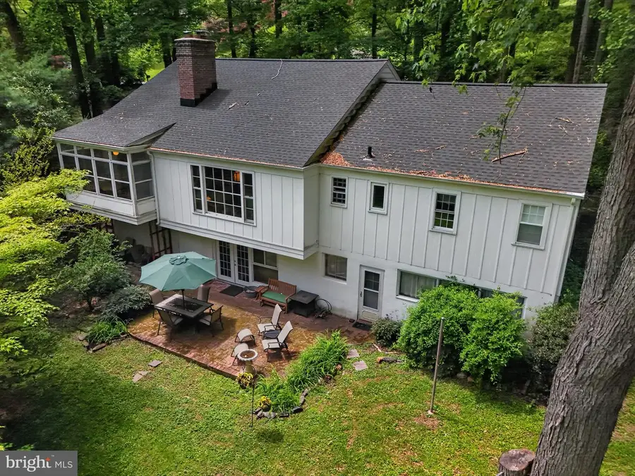 8 N Longpoint Lane, Rose Valley, PA 19063 - #2