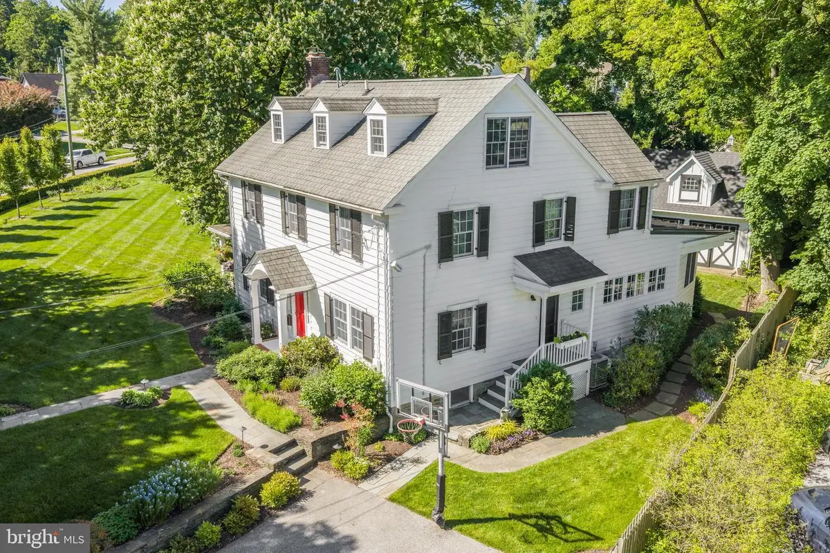 230 S Wayne Ave, Wayne, PA 19087 - #1