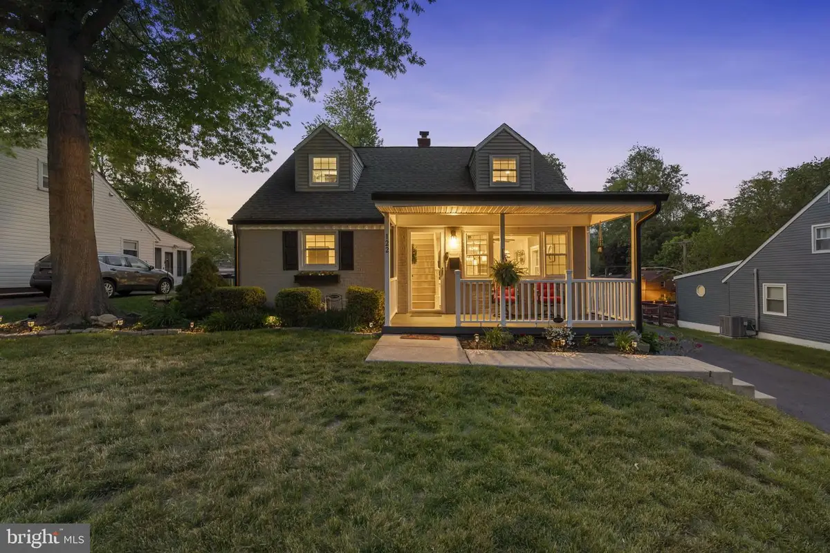 122 Roberts Rd, Brookhaven, PA 19015 - #1