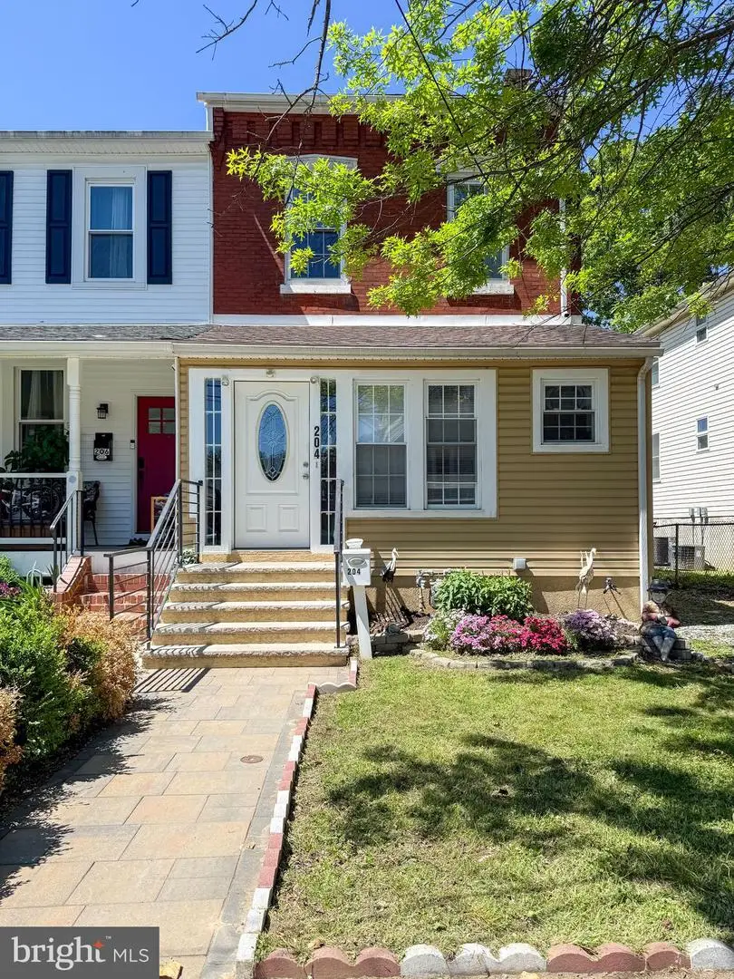 204 Barker Ave, Sharon Hill, PA 19079 - #1