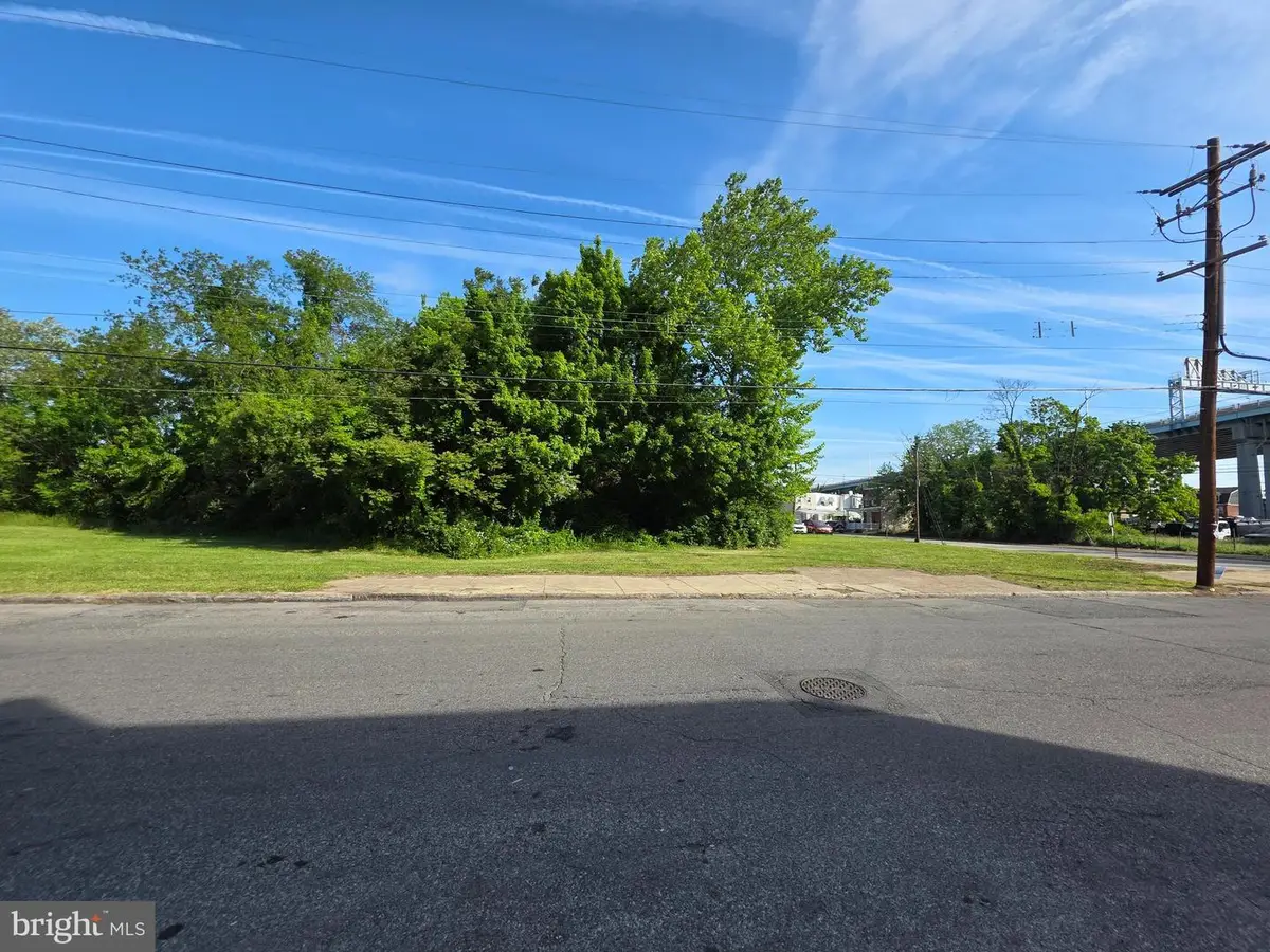 1906 W 3rd St, Chester, PA 19013 - #1