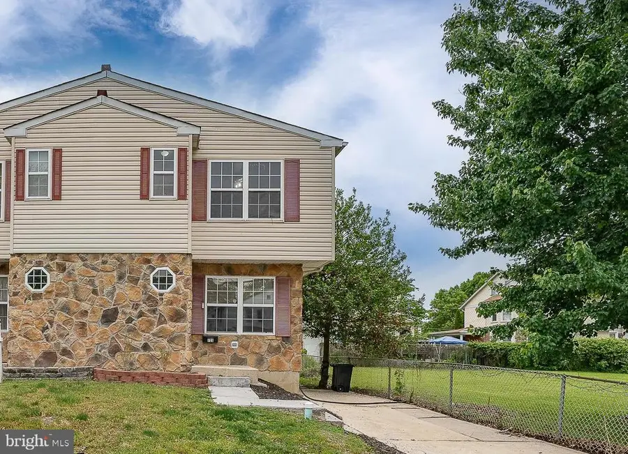 723 Broad St, Collingdale, PA 19023 - #2