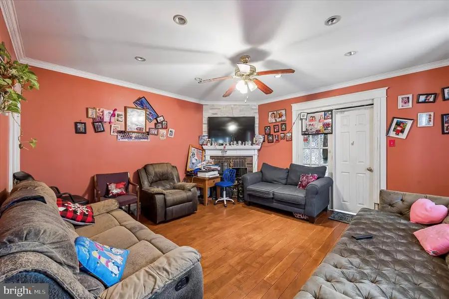 7209 Penarth Ave, Upper Darby, PA 19082 - #2