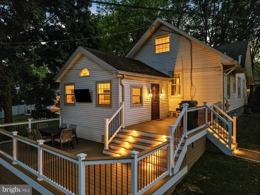 93 Saxer Ave, Springfield, PA 19064 - #2