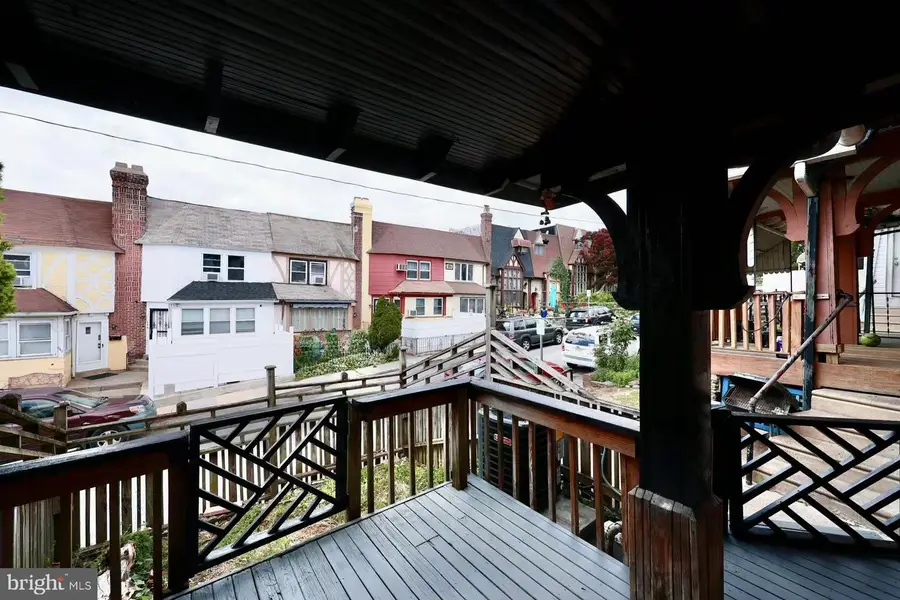 237 Maypole Rd, Upper Darby, PA 19082 - #3