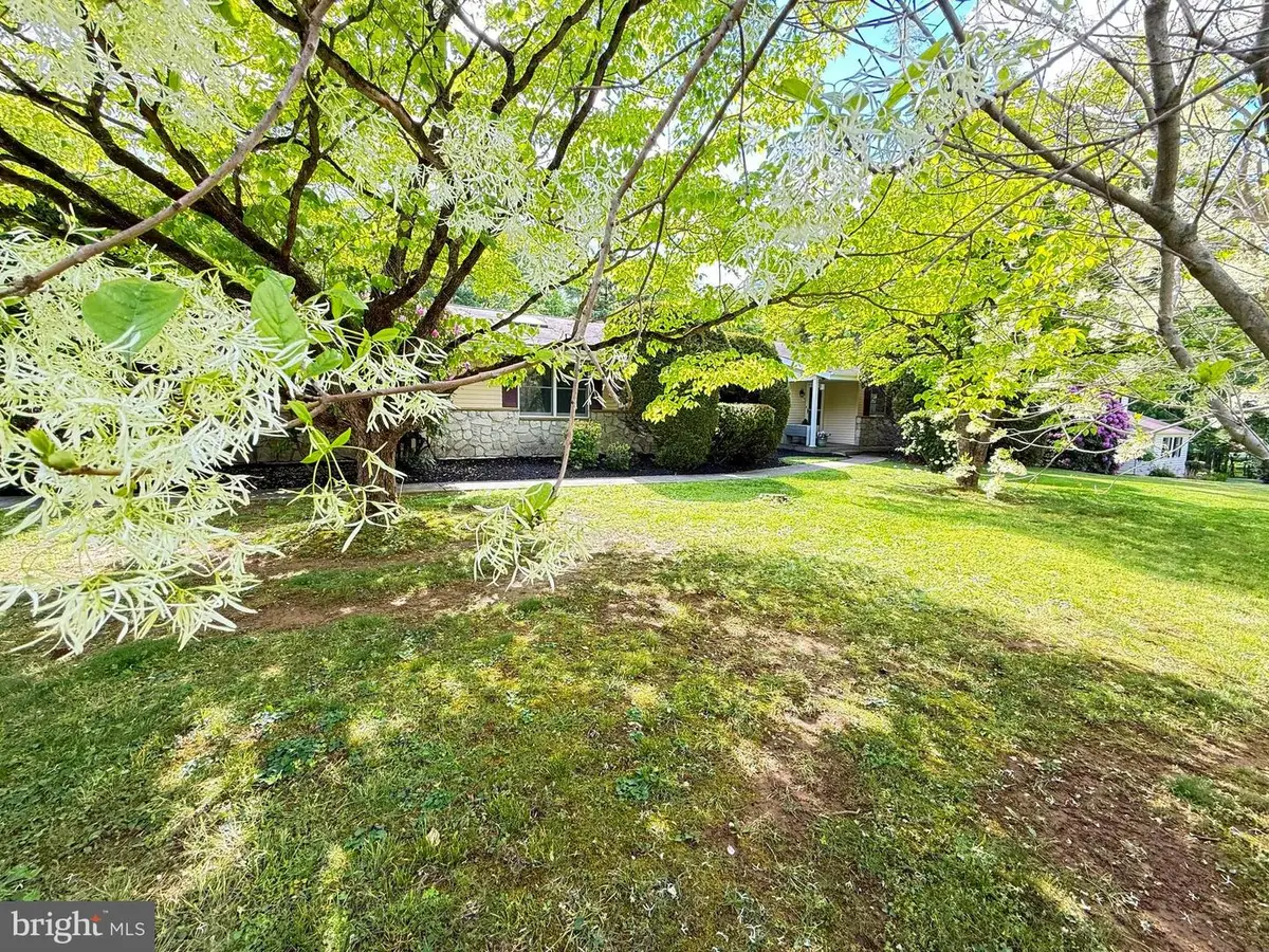 46 Sunset View Dr, Glen Mills, PA 19342 - #1