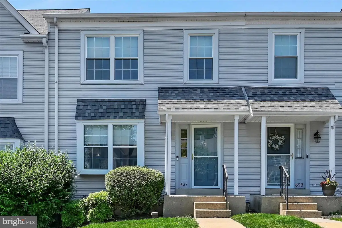 621 Kenney Ln, Brookhaven, PA 19015 - #1
