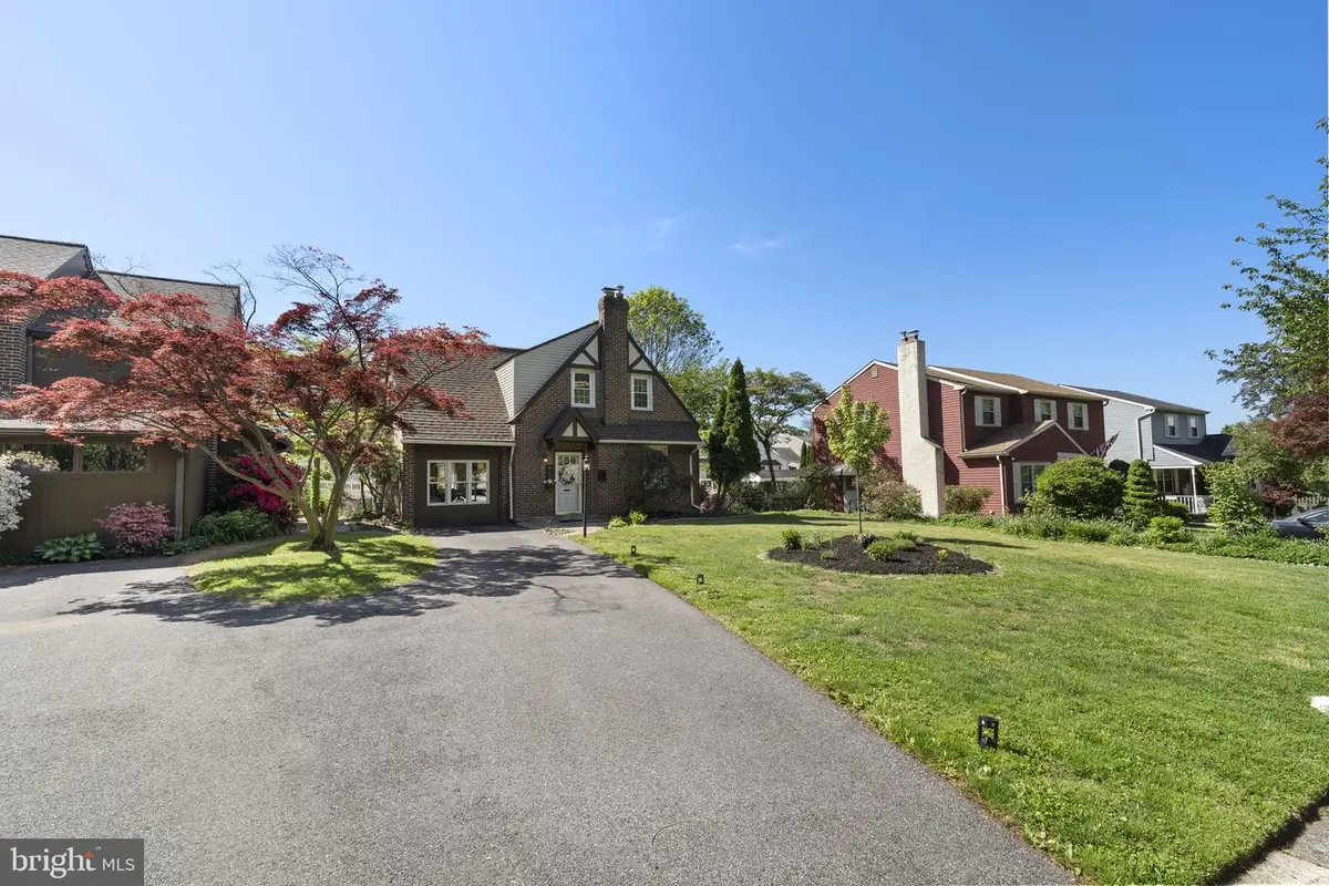 403 Walnut Hill Ln, Havertown, PA 19083 - #1