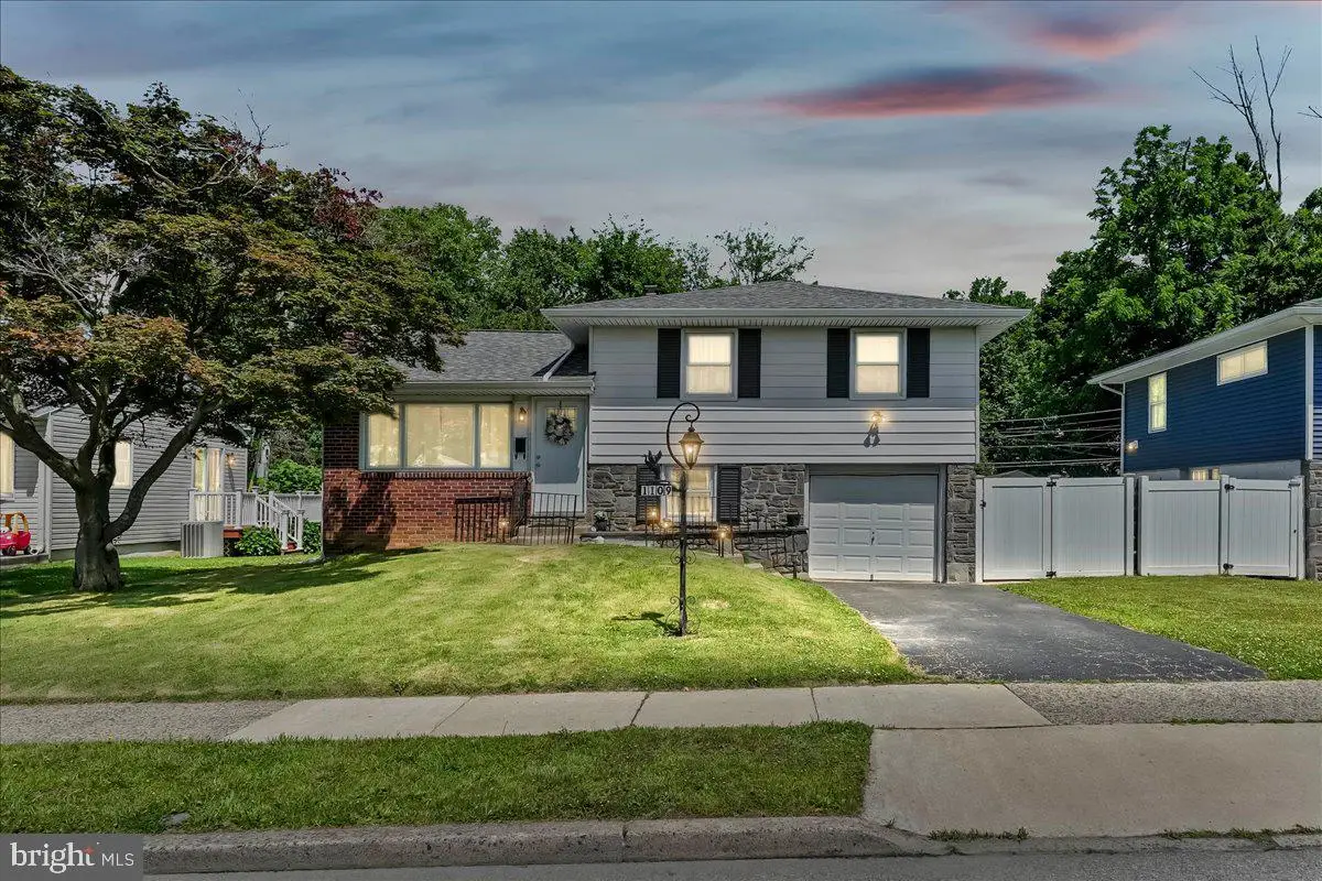 1109 Brookwood Ln, Secane, PA 19018 - #1