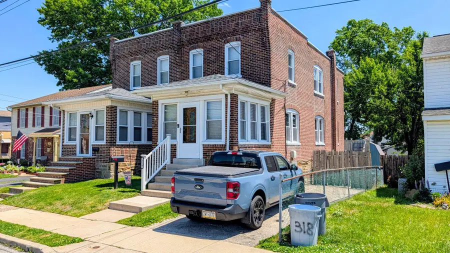 314 Belmont Ave, Folsom, PA 19033 - #2