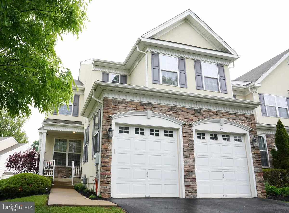 15 Newberry Ct, Glen Mills, PA 19342 - #1