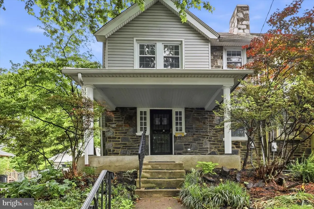 7208 Hilltop Rd, Upper Darby, PA 19082 - #1