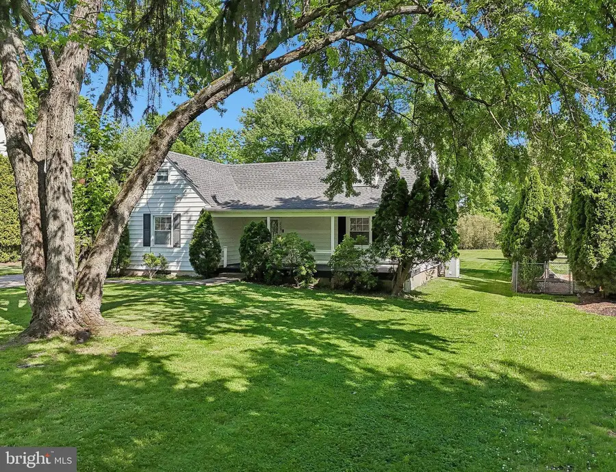 3558 Sawmill Rd, Newtown Square, PA 19073 - #3