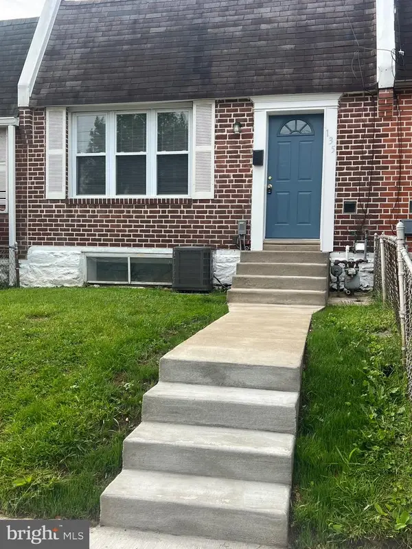 135 Ervin Ave, MARCUS HOOK, PA 19061